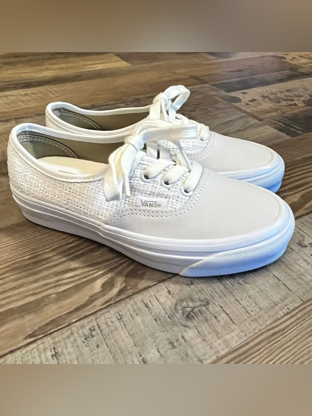 Women’s size 5 Vans